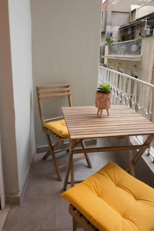 White Lux Heaven Saint Dimitrios Apartment Tesalonika Bagian luar foto